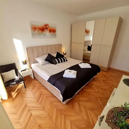 Apartament Sing *
